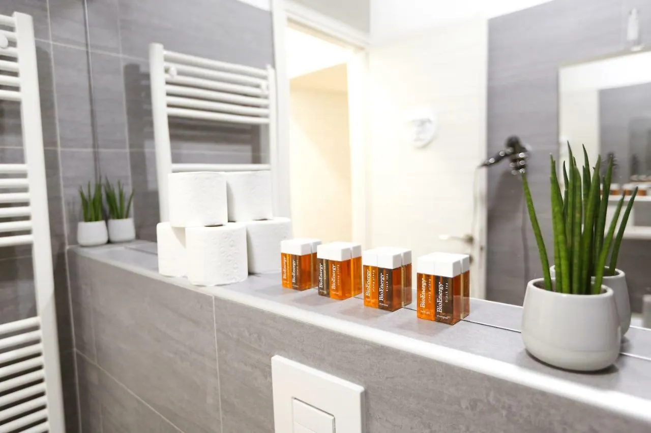 Hermes Apartment Milan 0*,
