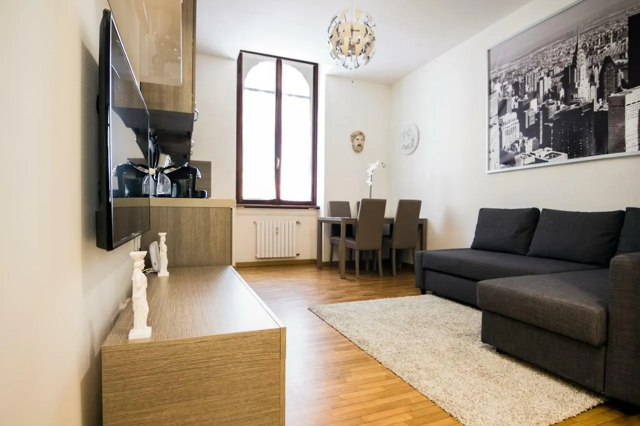 Hermes Apartment Milan Italy
